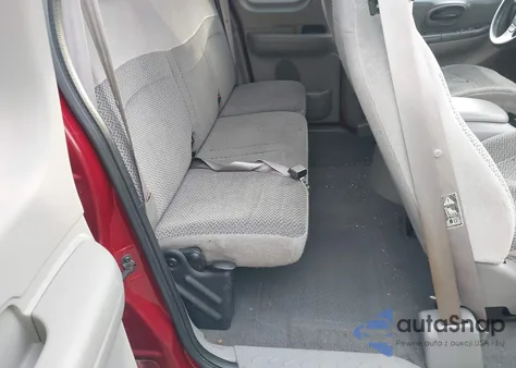 2000 Ford F-150 Lariat/Work Series/Xl/Xlt z USA, uszkodzony, nr VIN 1FTRX18L3YNA21544